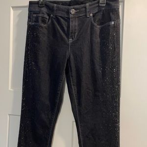 Cache embellished black jetted skinny jeans dark wash gently worn